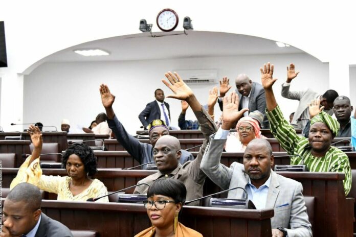 Bénin , Parlement, VIH/Sida