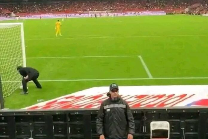 CAN 2025 : le gardien nigérian Stanley Nwabili taquine les supporters marocains