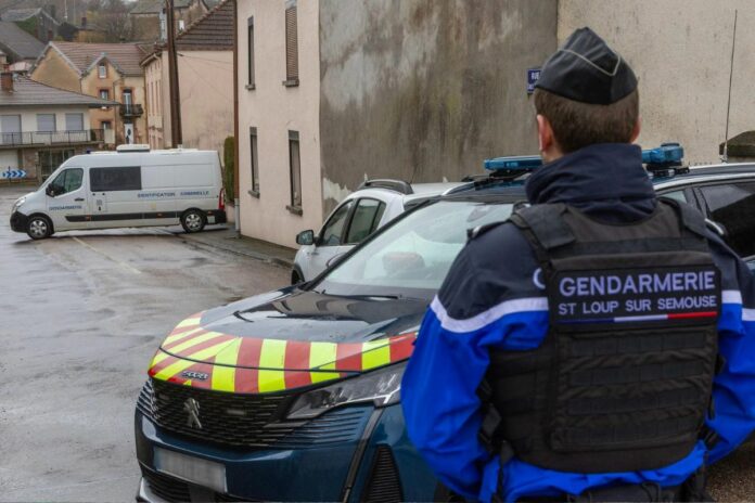 France mère examen bébés congelés