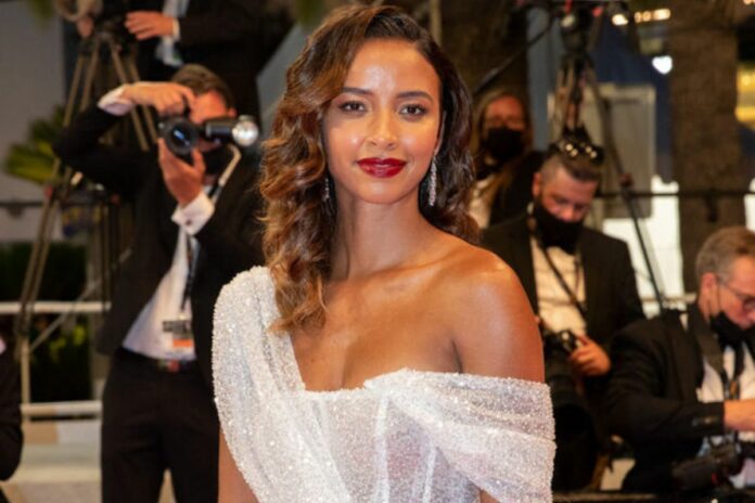 Flora Coquerel mail Epstein