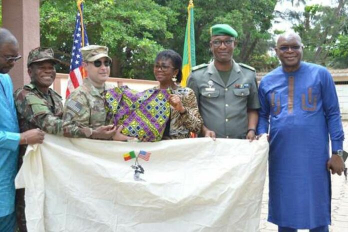 Bénin armée américaine mortalité infantile