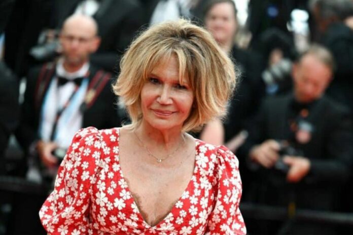 Clémentine Célarié cancer champagne