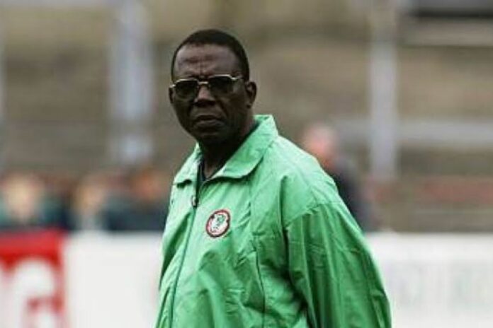 Adegboye Onigbinde sélectionneur Super Eagles