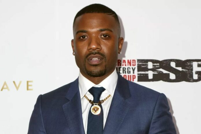 États-Unis Ray J femmes