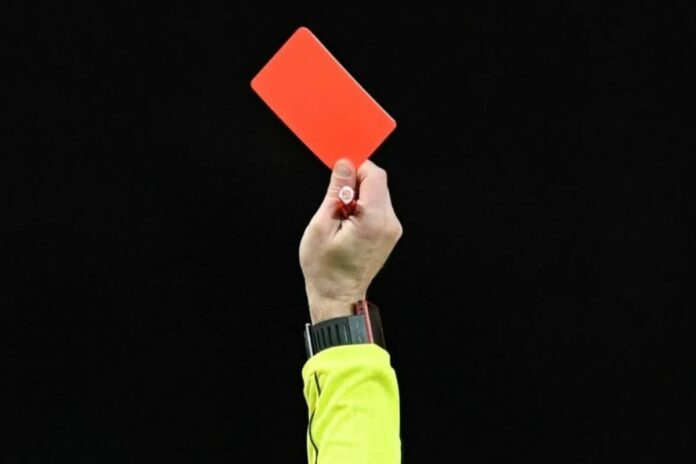 France cartons rouges match