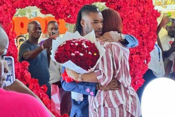 Côte d'Ivoire : Serey Dié demande Josey en mariage, la scène filmée émeut la toile Côte d'Ivoire Serey Dié Josey mariage