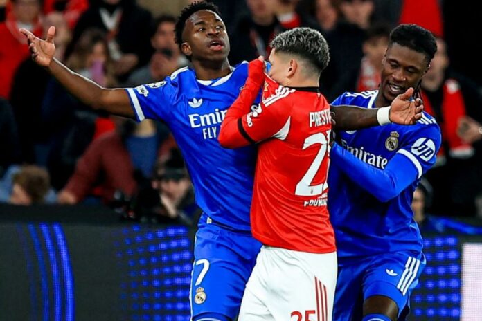 Football UEFA Gianluca Prestianni homophobie