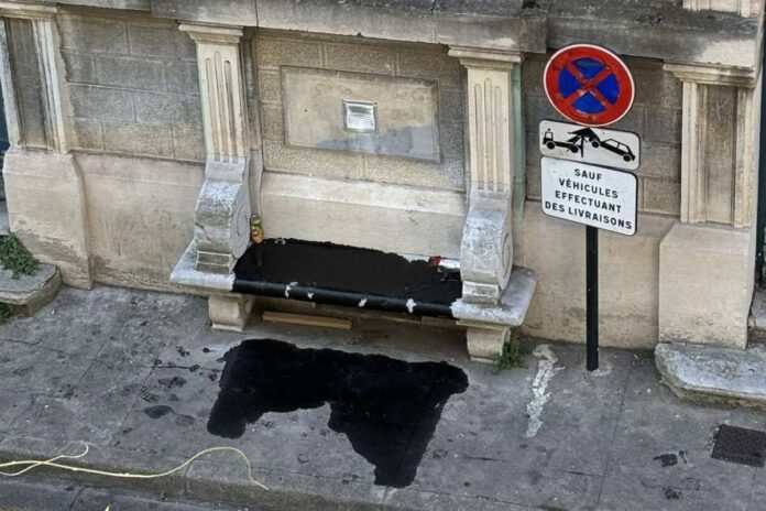Nîmes nuisances domicile banc public d’huile de vidange