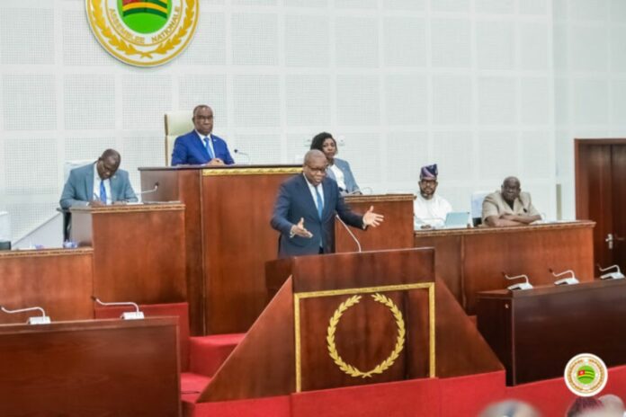 Togo ministre de l'Énergie coupures de courant Assemblée nationale