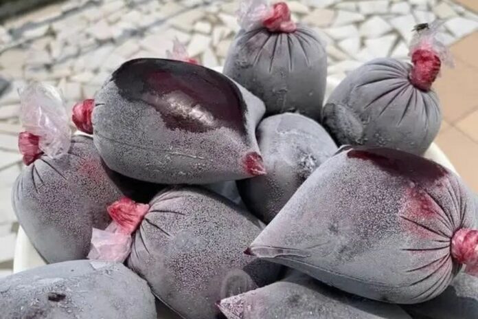Gabon vente bissap gingembre lait caillé rues