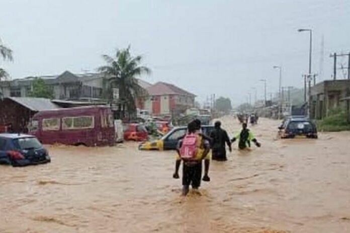 Inondations Togo Ghana eaux
