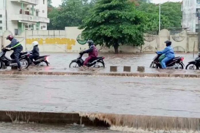 Bénin inondations Abomey-Calavi circulation