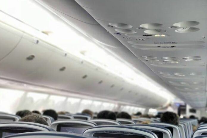 avion, Italie, Maroc bébé infirmiers ciel