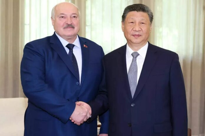 Chine : Xi Jinping reçoit Loukachenko après sa rencontre avec Vladimir Poutine