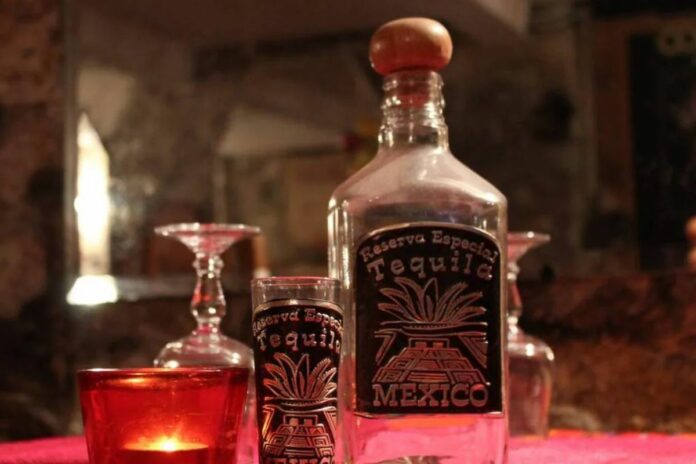 Mexique personnes tequila frelatée