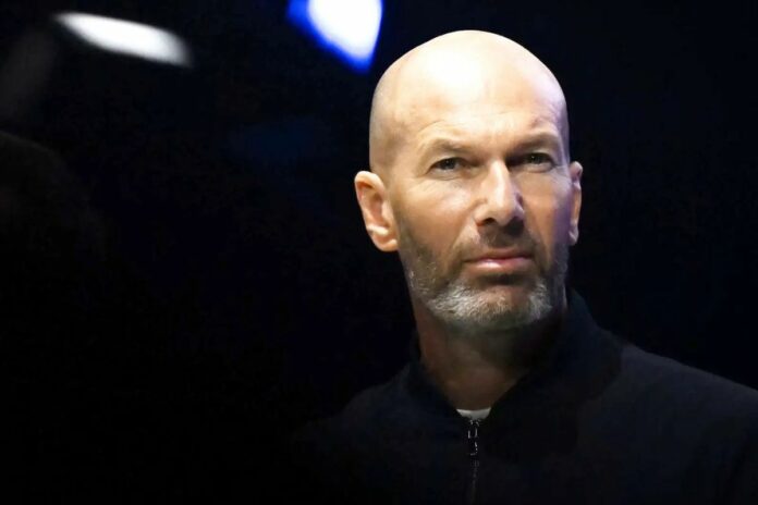 C'est officiel : Zinedine Zidane prend les rênes de l'équipe de France