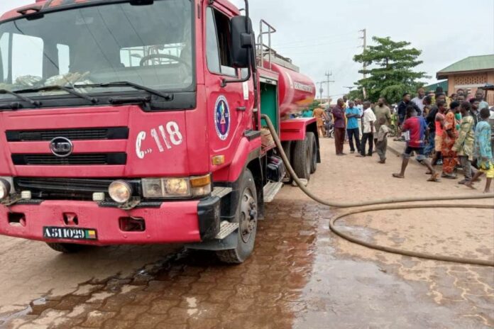 Bénin : un violent incendie maîtrisé par l’ABPC à Glazoué