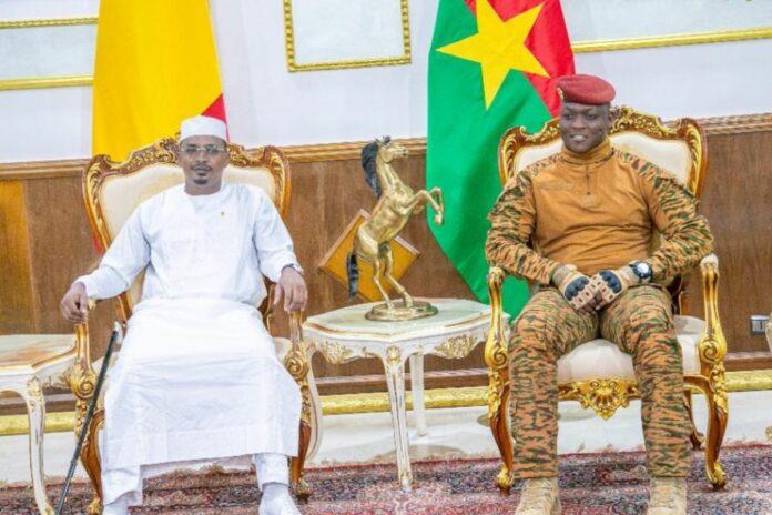 Sahel : le Tchad et le Burkina Faso unissent leurs forces pour contrer la menace djihadiste