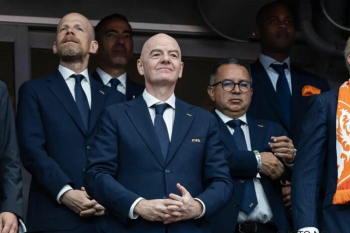 FIFA : le bras droit de Gianni Infantino démissionne