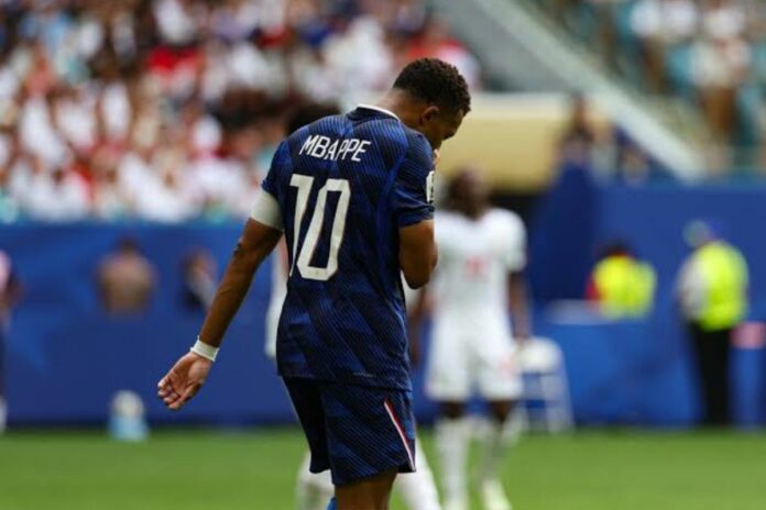 France-Angleterre : Kylian Mbappé pousse un coup de gueule après la défaite des Bleus