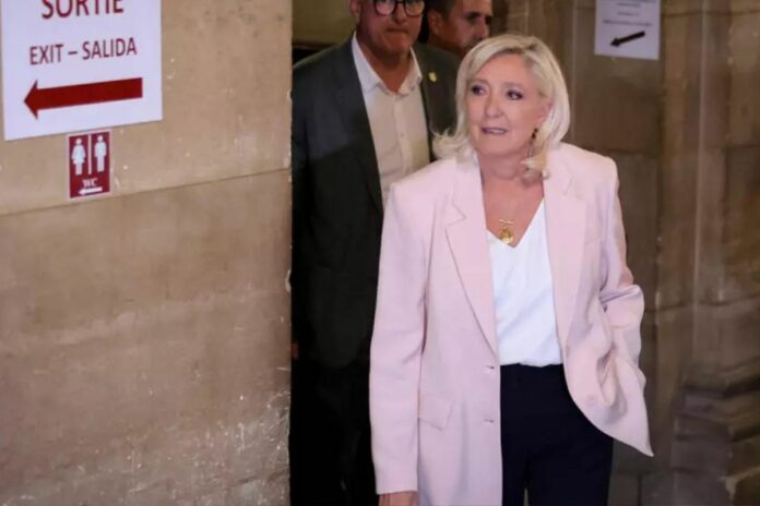 Marine Le Pen condamnée : sa candidature à la présidentielle de 2027 plus incertaine que jamais