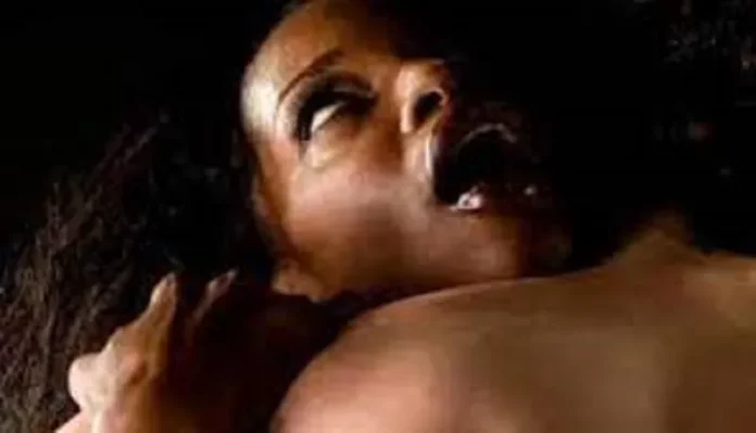 Orgasme : pourquoi certaines personnes pleurent-elles après un rapport sexµel ?