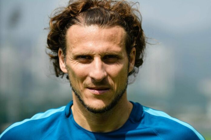 Uruguay : Diego Forlán nommé sélectionneur après le départ de Marcelo Bielsa