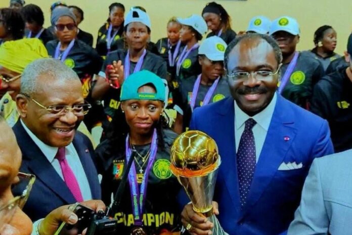 Cameroun : Narcisse Mouelle Kombi refuse de recevoir les Lionnes d’Indomptables